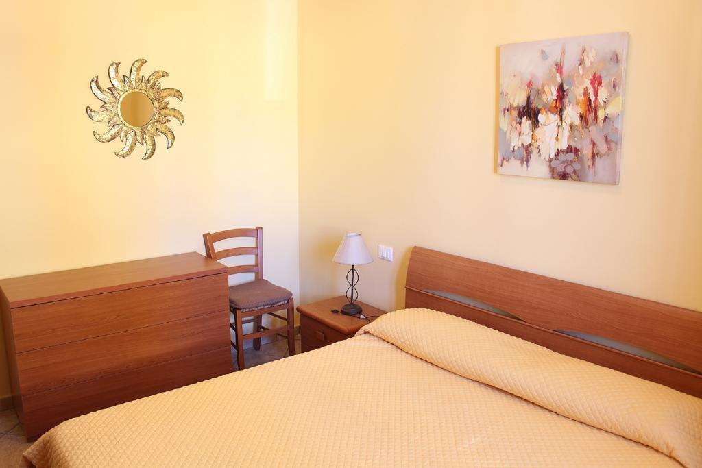 Rosy'S Apartments Trappeto  Esterno foto